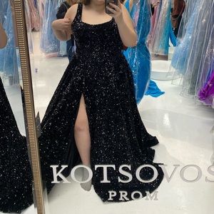 Black sequin prom dress, Amarea size 22